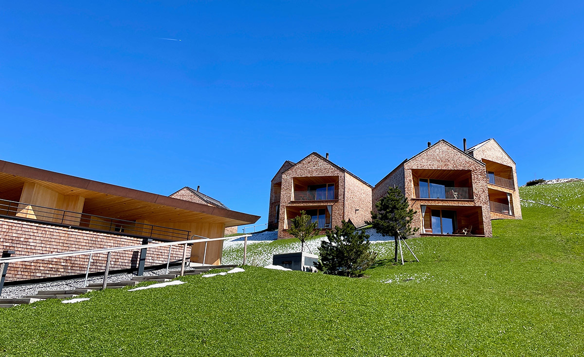 Bauernhof mit Chalets und Hütten